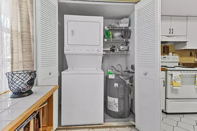 1470 NW 80th Avenue #204, Margate, FL 33063 - Photo 8