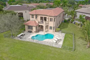 3415 Collonade Dr, Wellington, FL 33449 - Photo 14