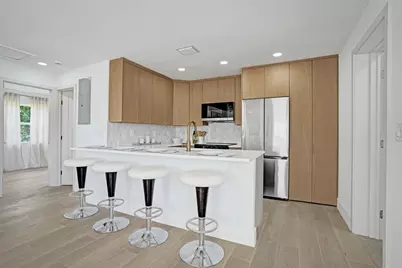 126 SW 7th Avenue, Delray Beach, FL 33444 - Photo 4