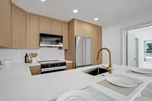 126 SW 7th Ave, Delray Beach, FL 33444 - Photo 6