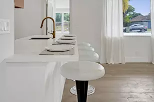 126 SW 7th Ave, Delray Beach, FL 33444 - Photo 14