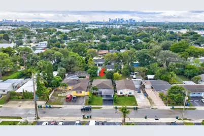 698 NE 36th Street, Oakland Park, FL 33334 - Photo 24