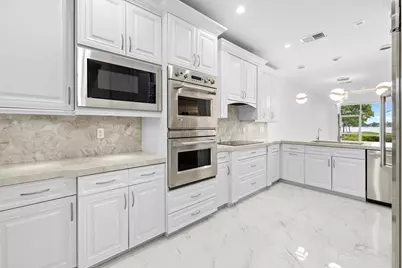 88 N Lakeshore Drive, Hypoluxo, FL 33462 - Photo 10