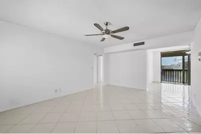 5130 Las Verdes Circle #307, Delray Beach, FL 33484 - Photo 6