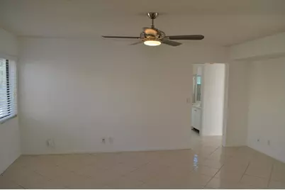 5130 Las Verdes Circle #307, Delray Beach, FL 33484 - Photo 10