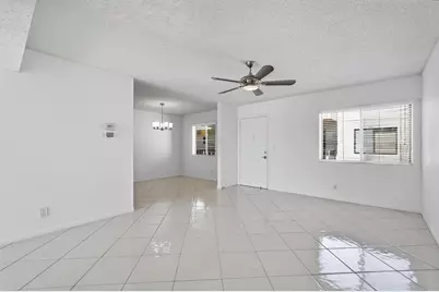 5130 Las Verdes Circle #307, Delray Beach, FL 33484 - Photo 8