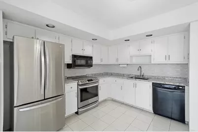 5130 Las Verdes Circle #307, Delray Beach, FL 33484 - Photo 10