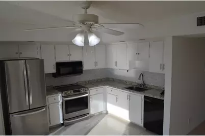 5130 Las Verdes Circle #307, Delray Beach, FL 33484 - Photo 6