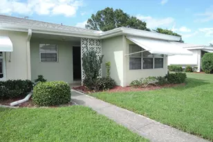 115 Lakes End Dr, Fort Pierce, FL 34982 - Photo 2