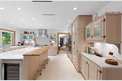 239 Emerald Lane, Palm Beach, FL 33480 - Photo 10