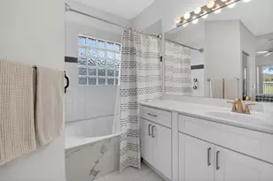 6765 Green Island Cir, Lake Worth, FL 33463 - Photo 20