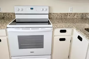 3105 SE Aster Ln, Stuart, FL 34994 - Photo 8