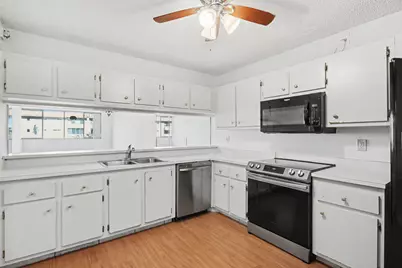 8030 Hampton Boulevard #414, Pompano Beach, FL 33068 - Photo 22