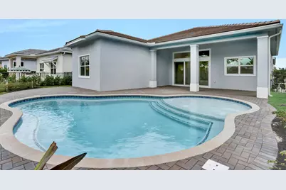 114 SE Palma Street, Port Saint Lucie, FL 34984 - Photo 10