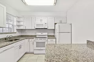 101 Akron St, Lake Worth Beach, FL 33461 - Photo 4