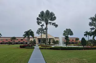 105 Suffolk C, Boca Raton, FL 33434 - Photo 2