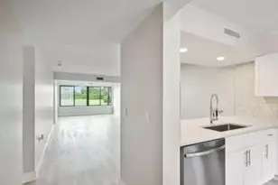 3507 Village Blvd, West Palm Beach, FL 33409 - Photo 2