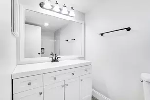 4740 NW 21st St, Lauderhill, FL 33313 - Photo 14