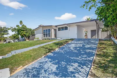 1426 Hillcrest Dr Drive, Lake Worth Beach, FL 33461 - Photo 6