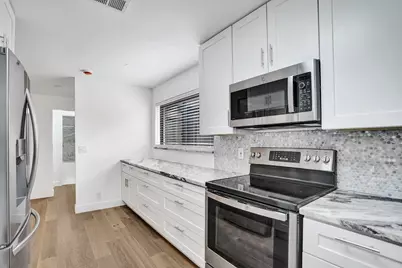 818 NW 26th Avenue, Delray Beach, FL 33445 - Photo 2