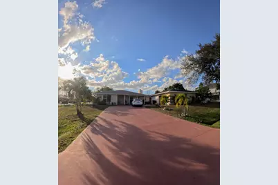 126 NW Hibiscus St Street NW, Port Saint Lucie, FL 34983 - Photo 38