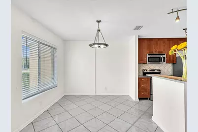 815 W Boynton Beach Boulevard #16-205, Boynton Beach, FL 33426 - Photo 14