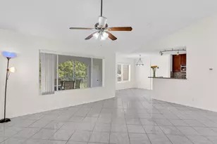 815 W Boynton Beach Blvd, Boynton Beach, FL 33426 - Photo 6