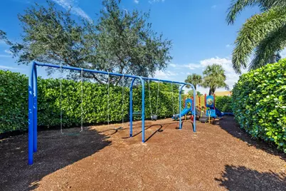 13290 Saint Tropez Circle, Palm Beach Gardens, FL 33410 - Photo 26