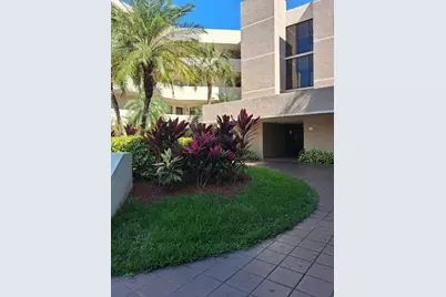 5749 Camino Del Sol #202, Boca Raton, FL 33433 - Photo 4
