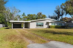 800 Anita Street S, Fort Pierce, FL 34982 - Photo 2