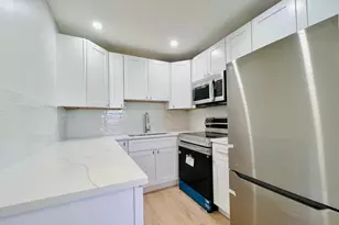 130 Chatham F, West Palm Beach, FL 33417 - Photo 2