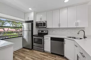 8536 Casa Del Lago, Boca Raton, FL 33433 - Photo 2