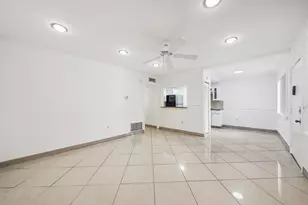 2878 Donnelly Dr, Lake Worth, FL 33462 - Photo 4