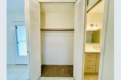 2878 Ashley Drive E #G, West Palm Beach, FL 33415 - Photo 14