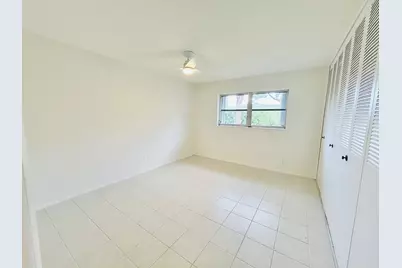 2878 Ashley Drive E #G, West Palm Beach, FL 33415 - Photo 16