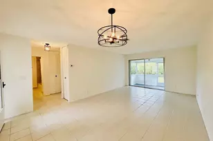 2878 Ashley Dr E, West Palm Beach, FL 33415 - Photo 10