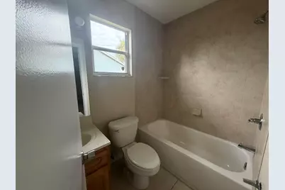 2342 SW Bayshore Boulevard, Port Saint Lucie, FL 34984 - Photo 18