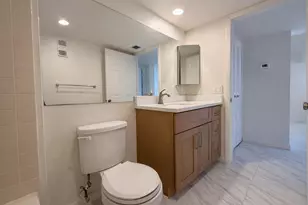 3826 Whitehall Dr, West Palm Beach, FL 33401 - Photo 20