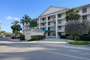 3826 Whitehall Dr, West Palm Beach, FL 33401 - Photo 26