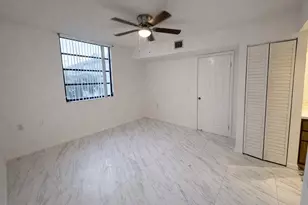 3826 Whitehall Dr, West Palm Beach, FL 33401 - Photo 16