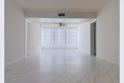 3826 Whitehall Drive #305, West Palm Beach, FL 33401 - Photo 6