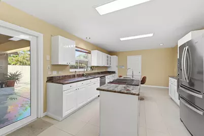 14410 64th Way N, Palm Beach Gardens, FL 33418 - Photo 18