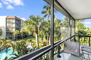 2550 Presidential Way, West Palm Beach, FL 33401 - Photo 24