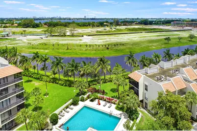 2550 Presidential Way #301, West Palm Beach, FL 33401 - Photo 32