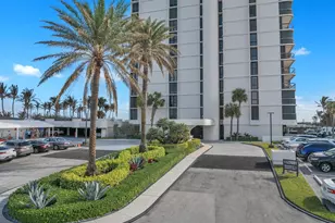 5380 N Ocean Dr, Singer Island, FL 33404 - Photo 4