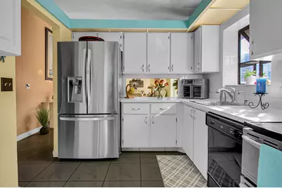 8182 Springtree Road, Boca Raton, FL 33496 - Photo 2