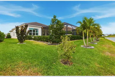 11160 SW Lunata Way, Port Saint Lucie, FL 34987 - Photo 10