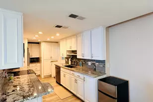 5400 N Ocean Dr, Singer Island, FL 33404 - Photo 38