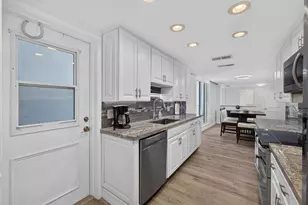 5400 N Ocean Dr, Singer Island, FL 33404 - Photo 16