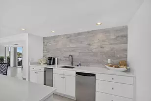 5400 N Ocean Dr, Singer Island, FL 33404 - Photo 46